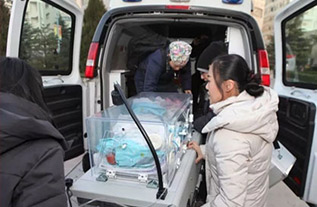 囊谦县妇婴监护型护送
